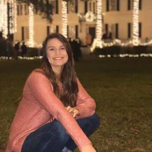 Meet your Posher, Abigail